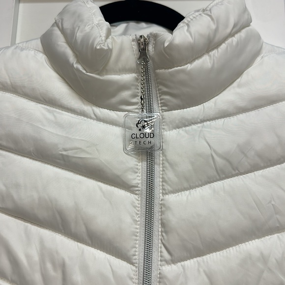 Big Chill Puffer Vest - Picture 5 of 6